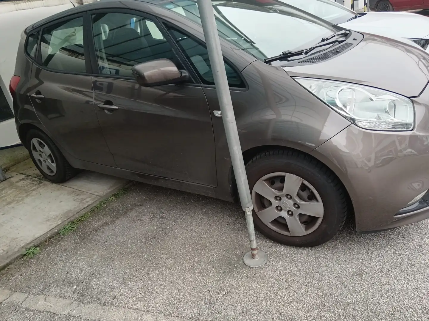 Kia Venga Venga 1.4 Active eco Gpl E6 Bronce - 2