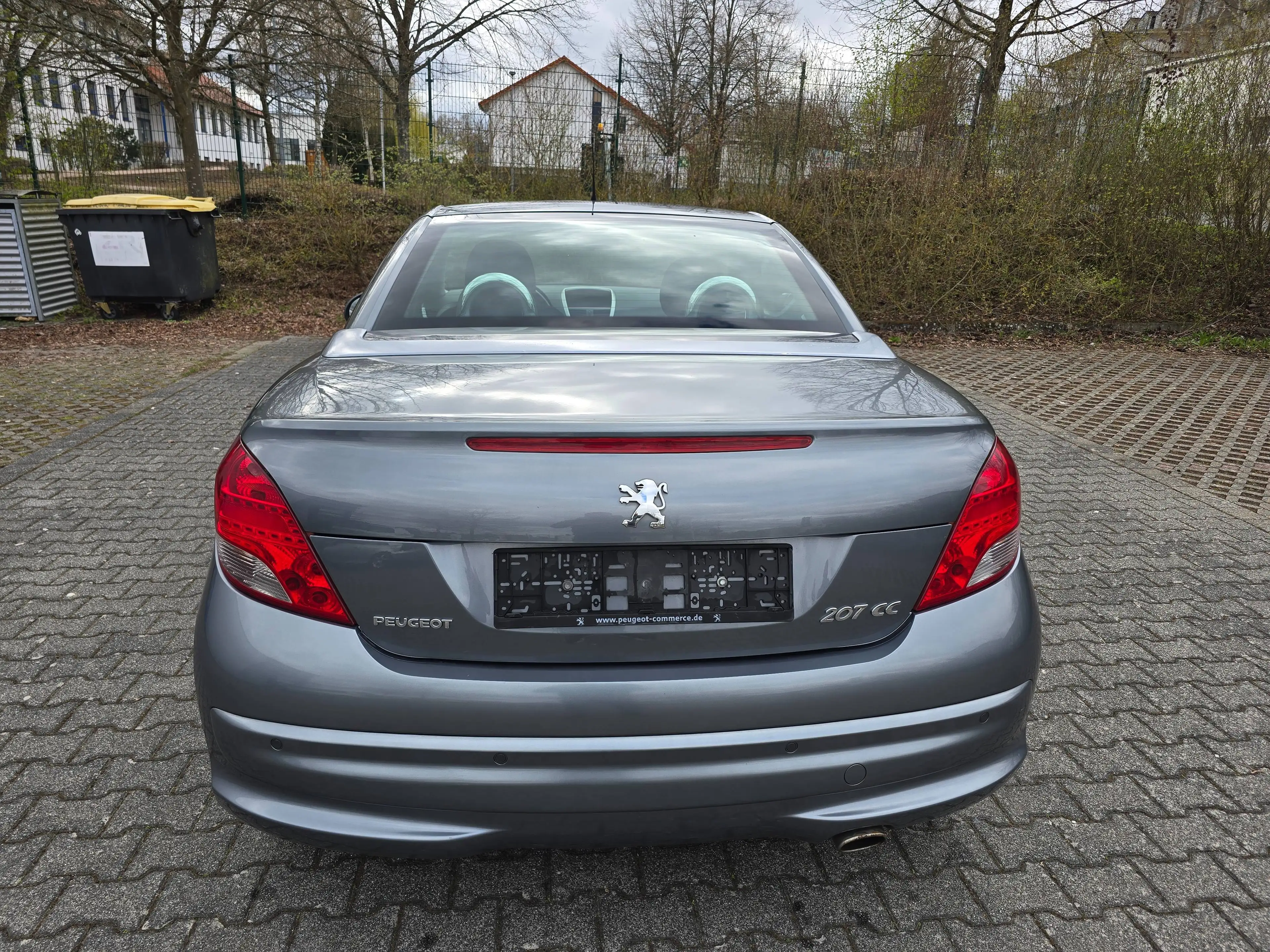 Peugeot 207 Premium 1.6l Cabrio TÜV/Inspektion NEU — photo 7