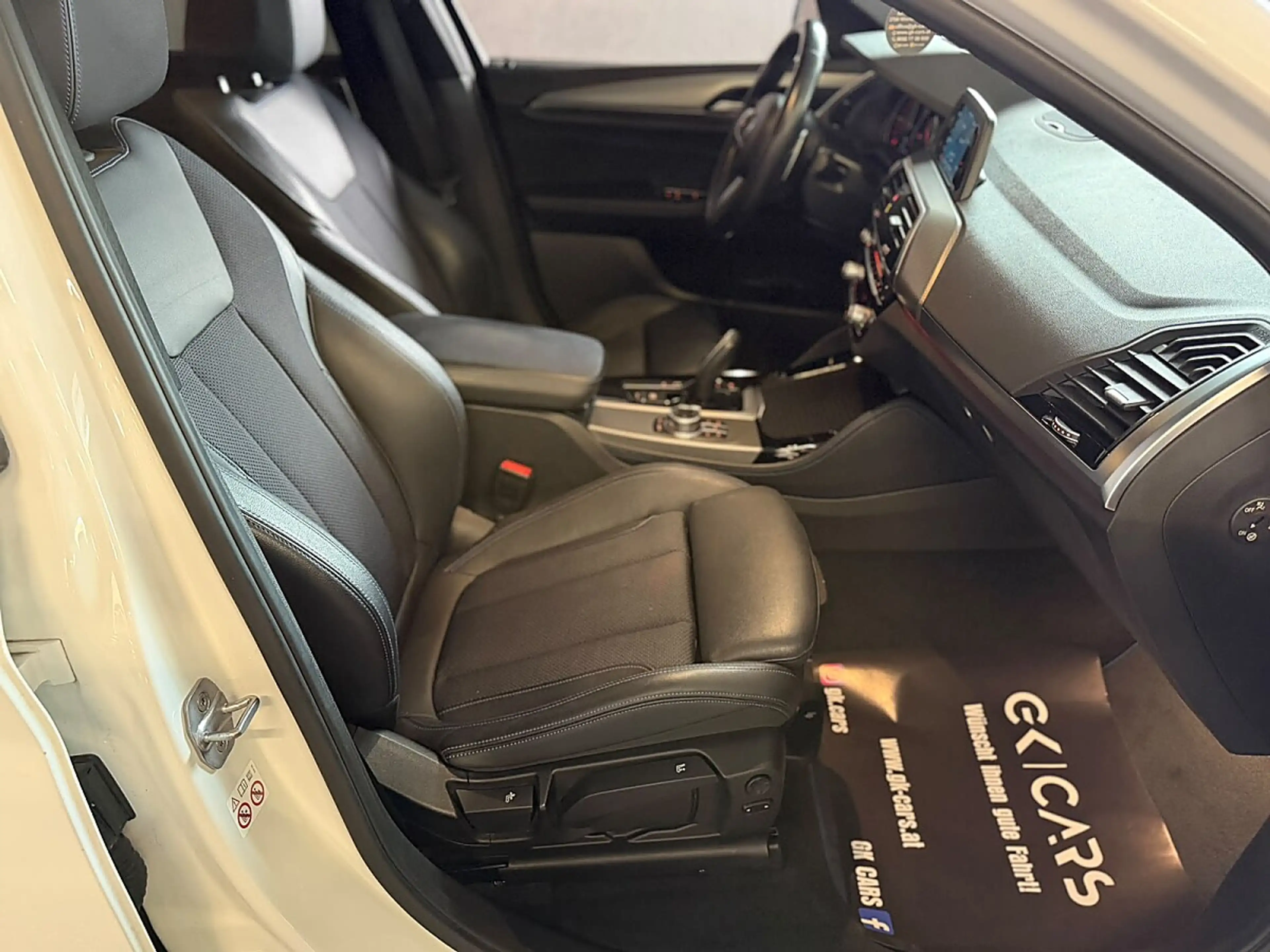 BMW X4 xDrive 20d M-PAKET/1.BESITZ/AHK — photo 13