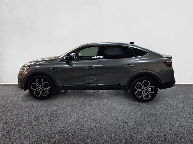 Renault Arkana view 4