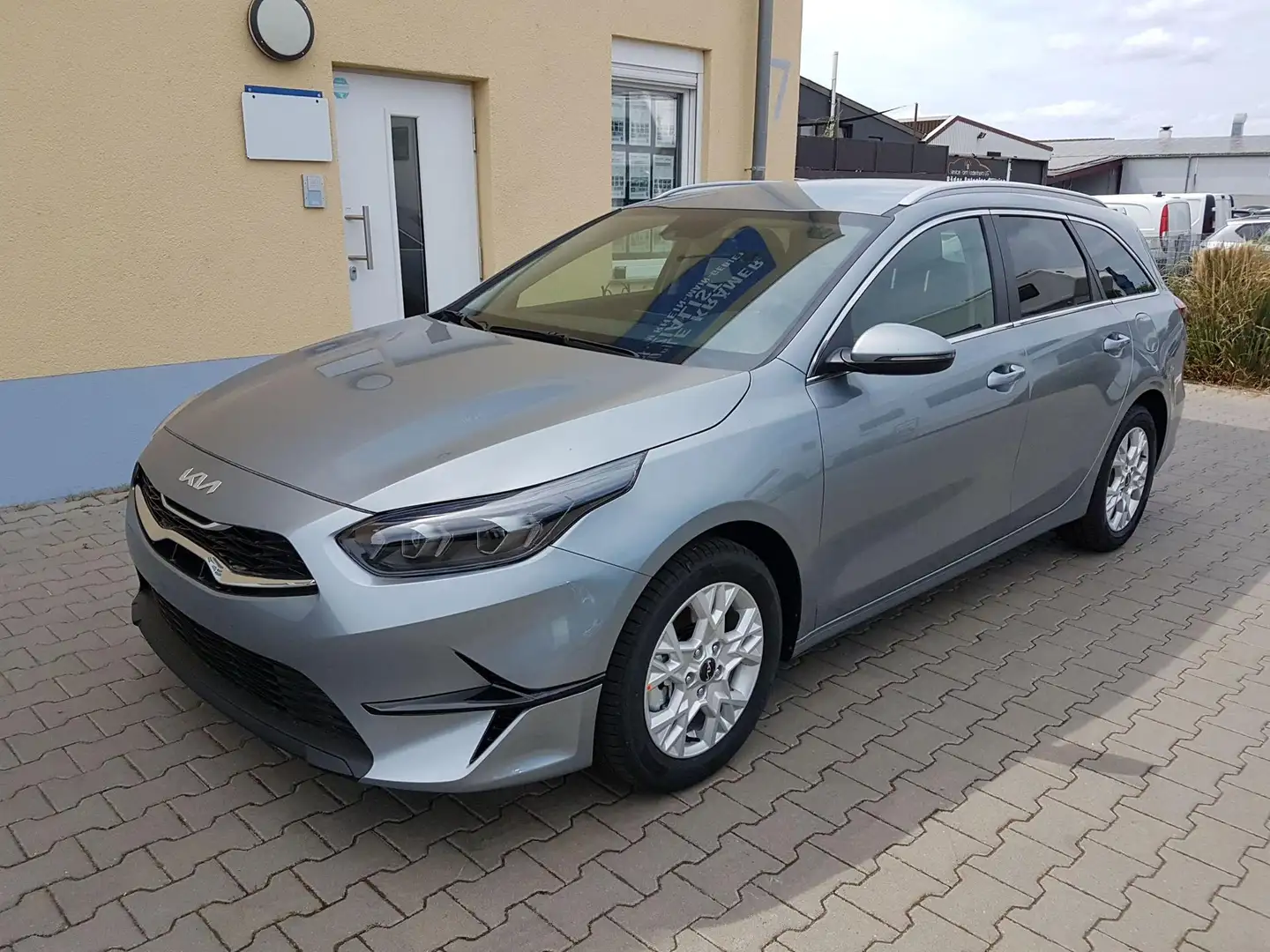 Kia Ceed SW / cee'd SW Sportswagon Edition 30 Full LED Navi 17"LM 1.5 ... Gris - 2