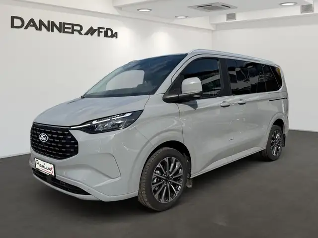 Ford Transit Custom Tourneo Custom Titanium-X 233 PS Plug-In Hybrid