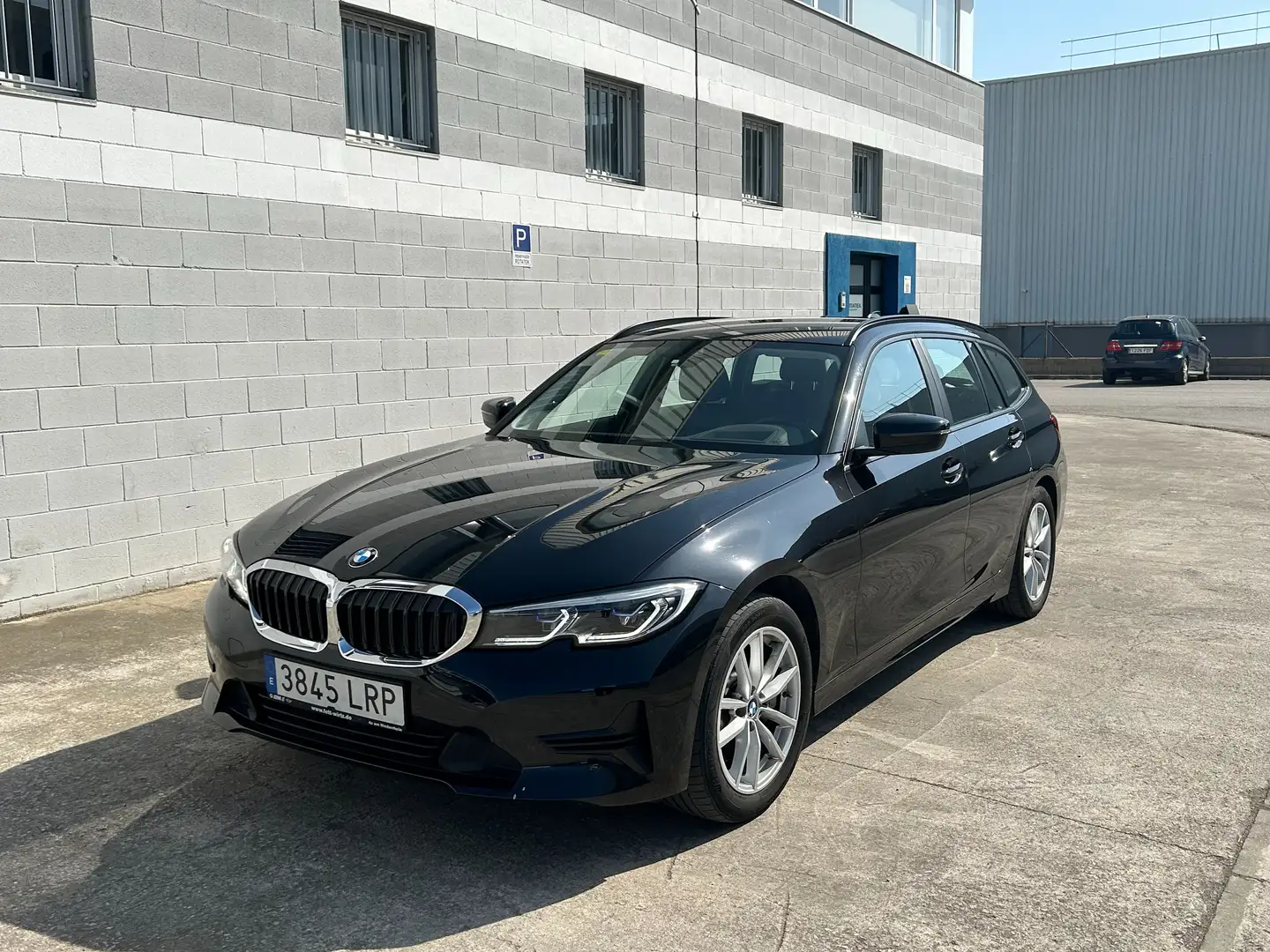 BMW 330 330iA Touring Negro - 2