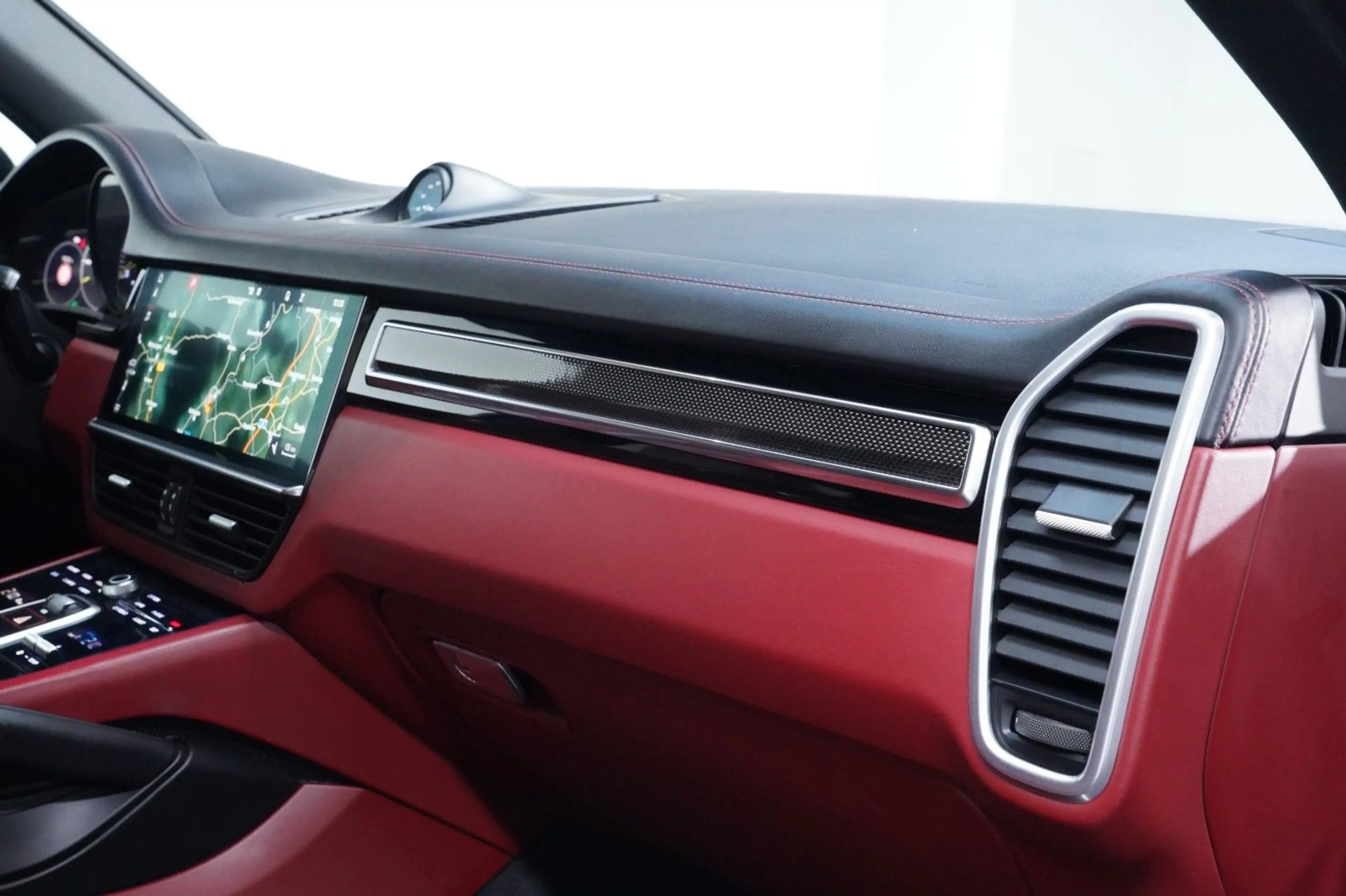 Porsche Cayenne E-Hybrid PDLS+/18-WEG/BOSE/PANO/CARPLAY — photo 13