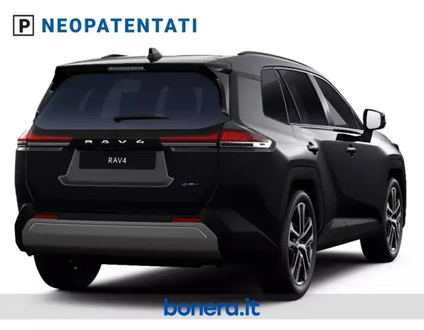 Toyota Rav4 view 3