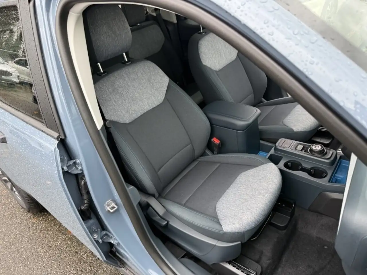 Ford Maverick снимка Ford Maverick