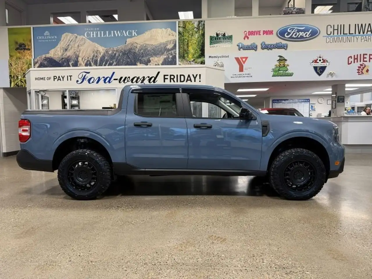 Ford Maverick снимка Ford Maverick