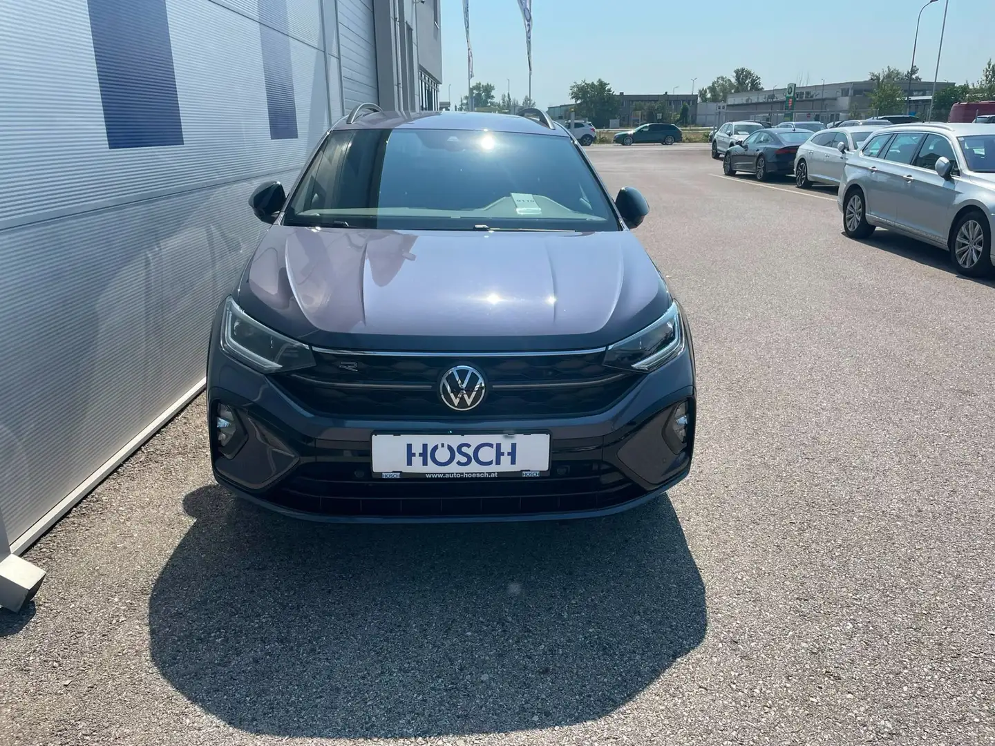 Volkswagen Taigo R-Line TSI 18er BLACK MATRIX AHK ASSISTENZ ++ Grau - 2