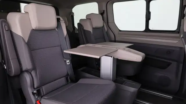 Volkswagen T7 Multivan VW T7 Multivan Business TDI Ansicht 21