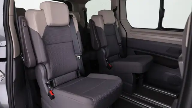 Volkswagen T7 Multivan VW T7 Multivan Business TDI Ansicht 19