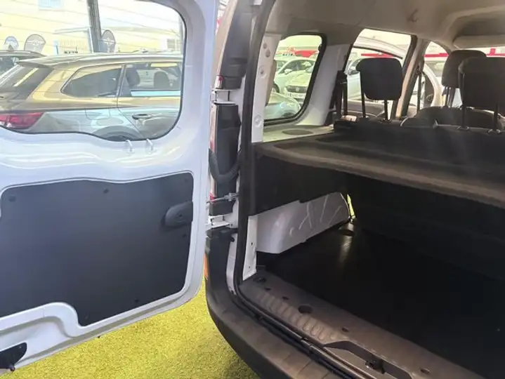 Renault Kangoo 2018, foto 12