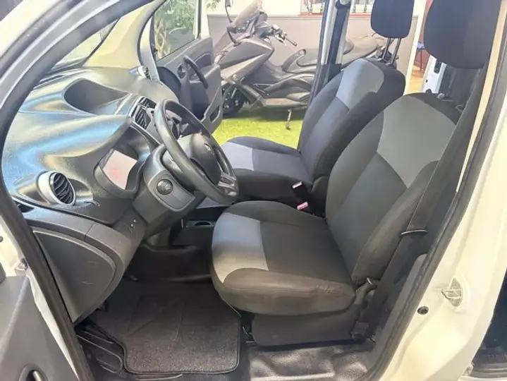 Renault Kangoo 2018, foto 8
