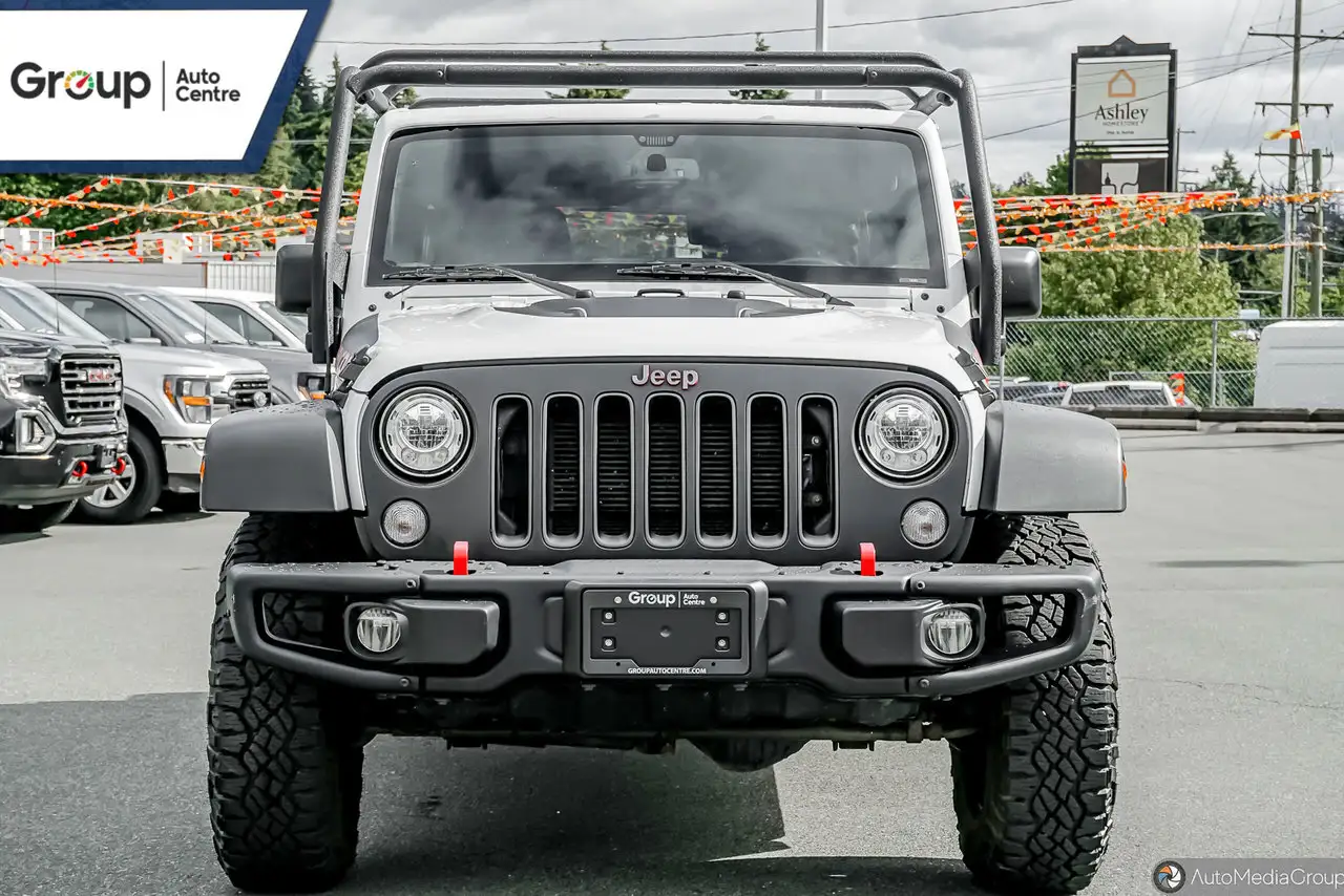 Jeep Wrangler photo Jeep Wrangler