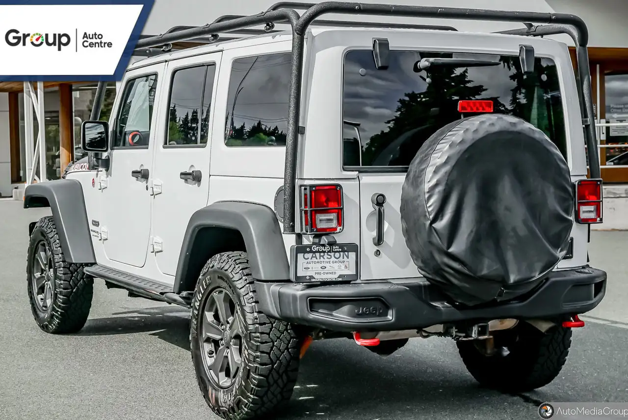 Jeep Wrangler photo Jeep Wrangler