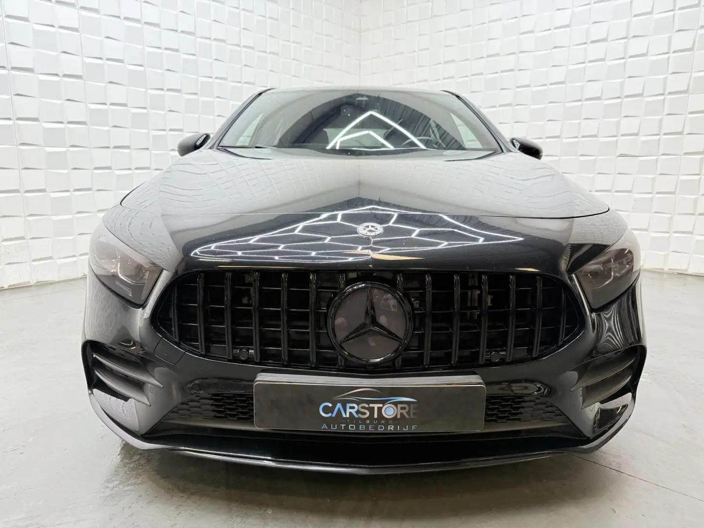 Mercedes-Benz A 200 AMG NIGHT LEER CAM BLACKPACK Zwart - 2