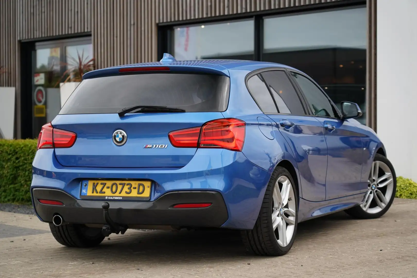 BMW 118 1-serie 118i High Executive M | M Pakket | Origine Blauw - 2
