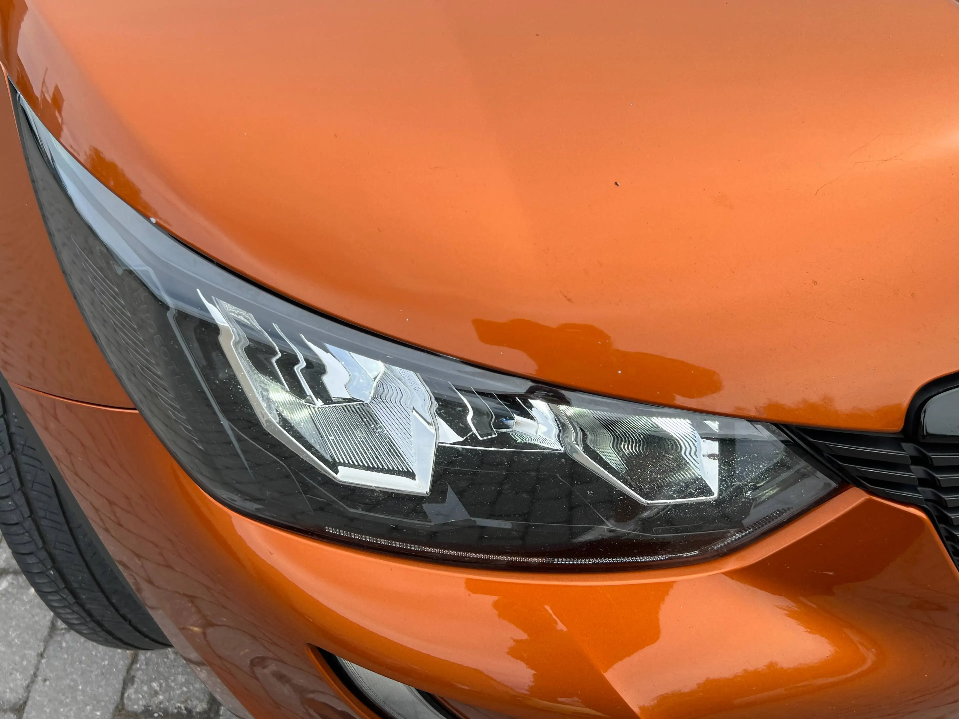 Peugeot 2008 MARCHAND OU EXPORT !!! 1.5 BlueHDi, Apple Car-Play, Camera de recul, Climatisation — photo 11
