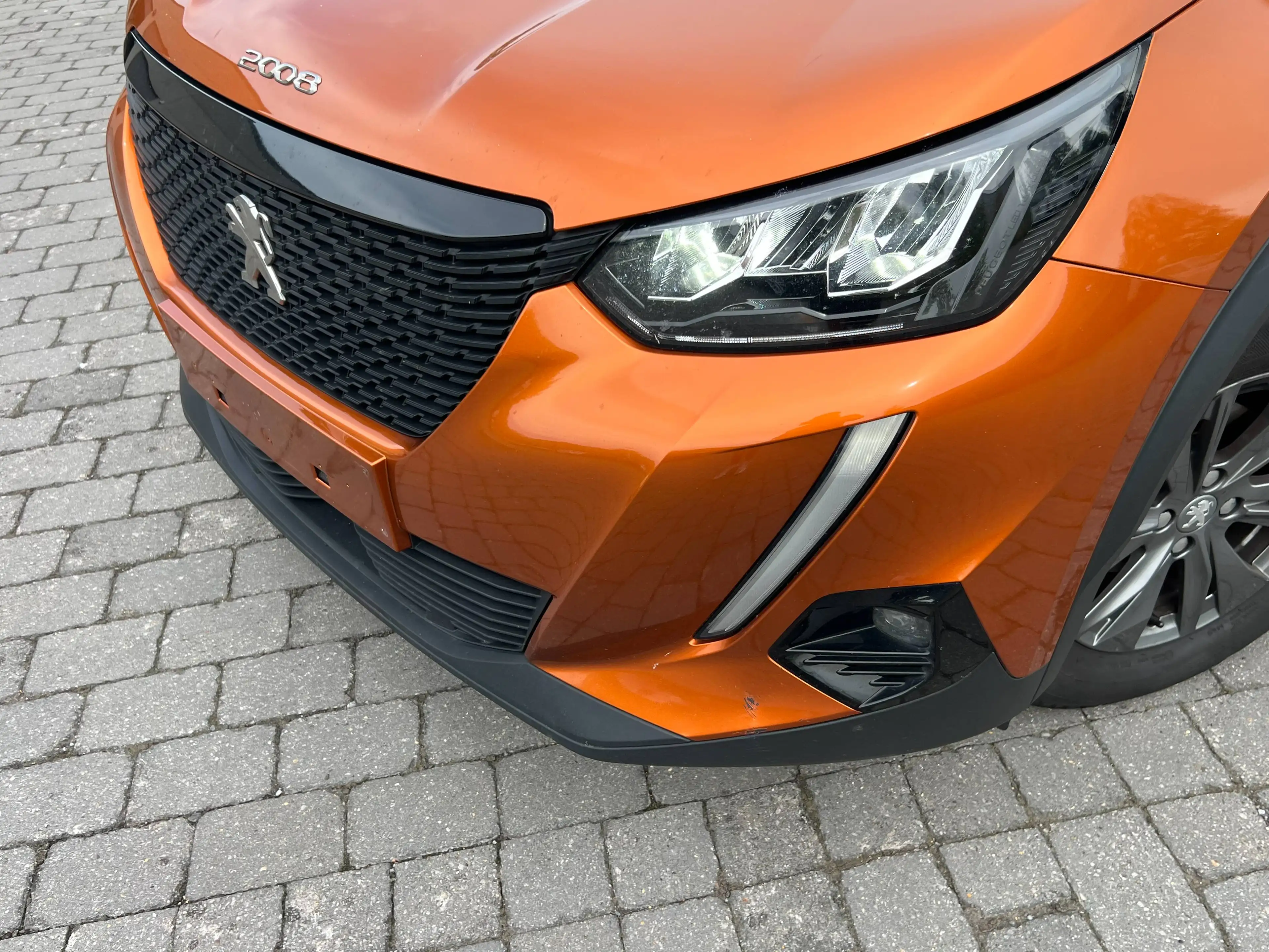 Peugeot 2008 MARCHAND OU EXPORT !!! 1.5 BlueHDi, Apple Car-Play, Camera de recul, Climatisation — photo 13
