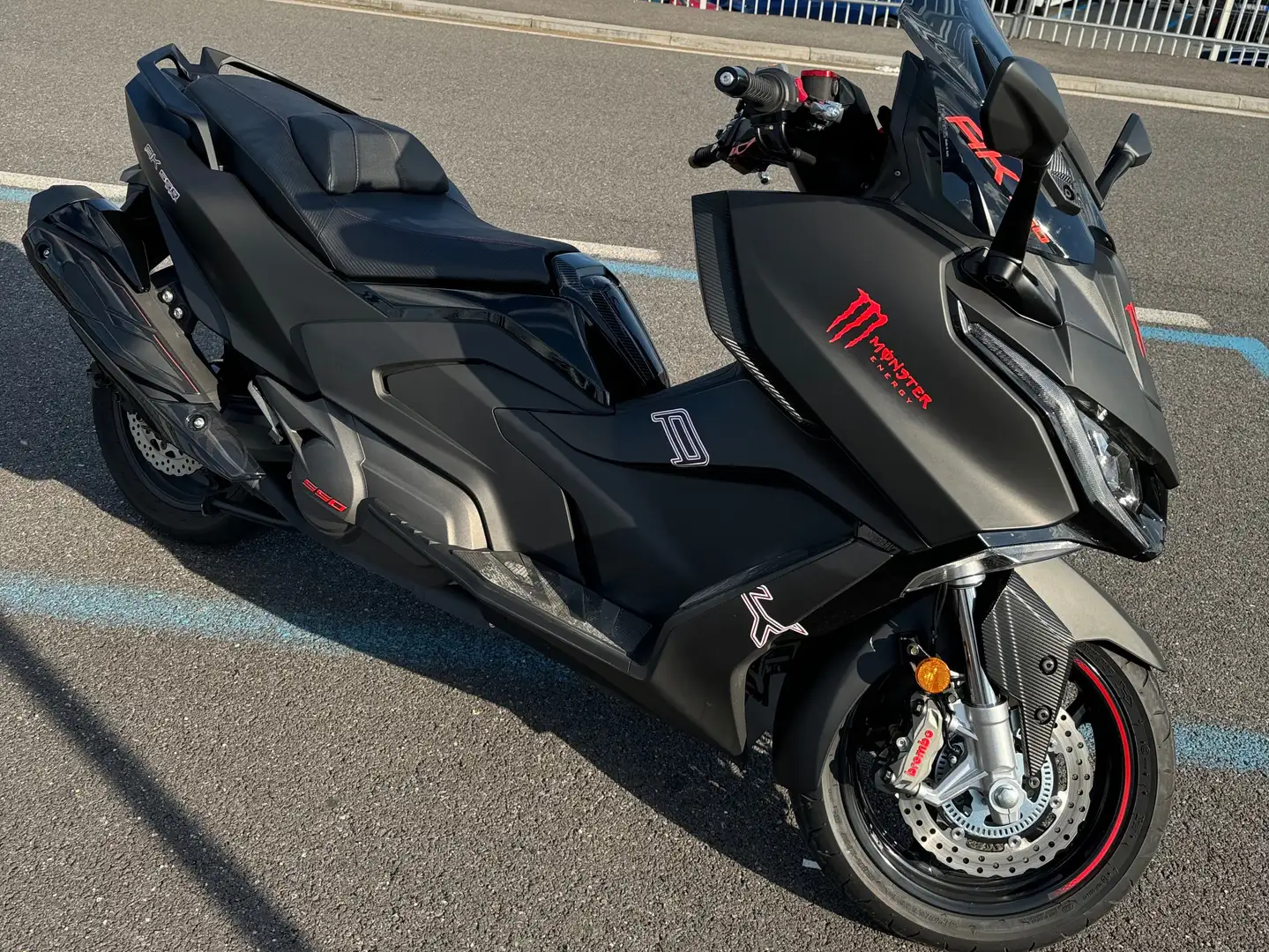 Kymco AK 550 Premium 2023 Noir - 1