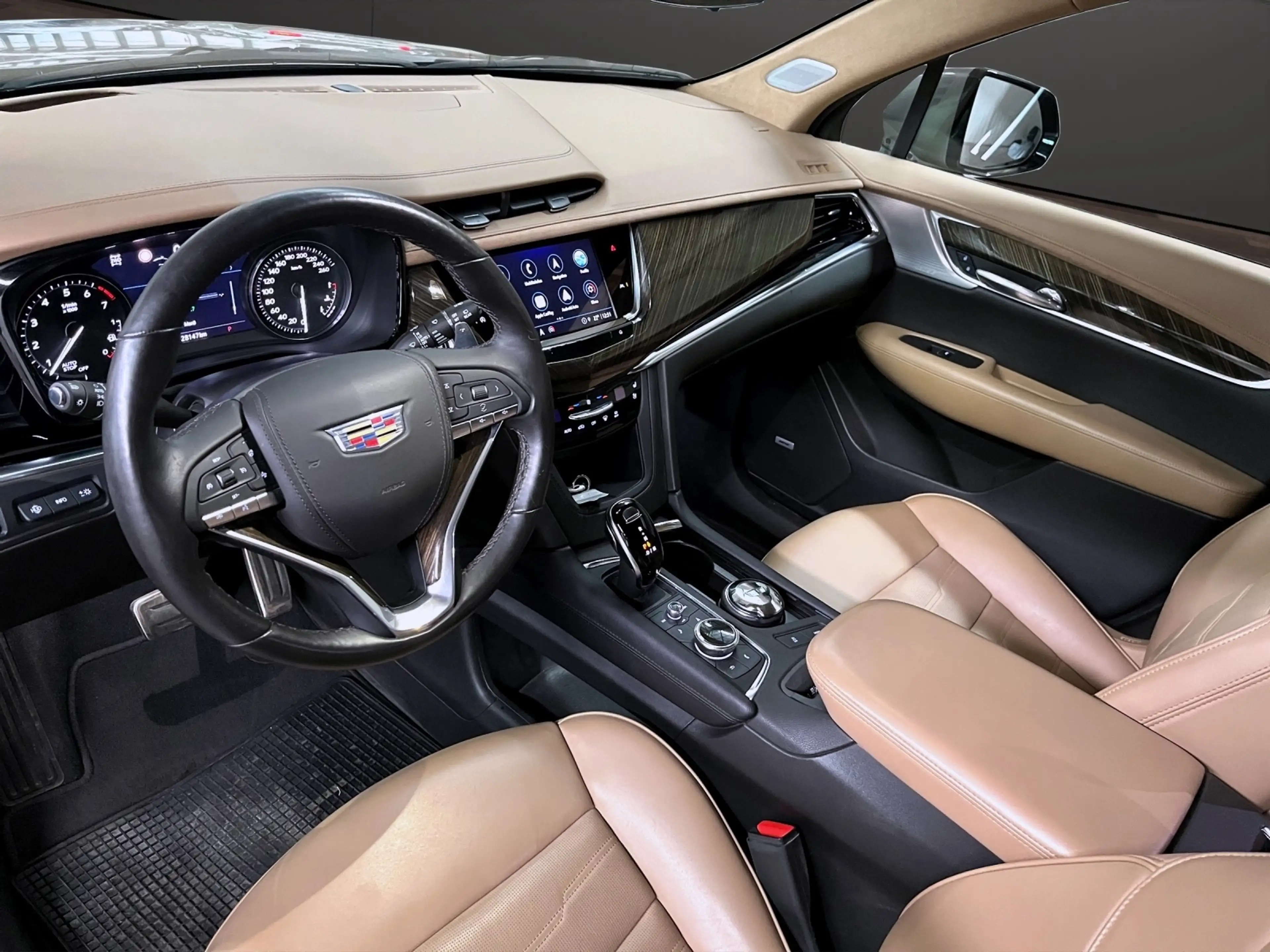 Cadillac XT6 Sport AWD — photo 13
