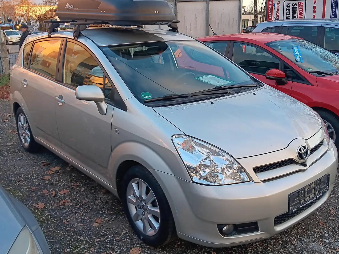 Toyota Corolla Verso 1.8 Executive Silber - 1