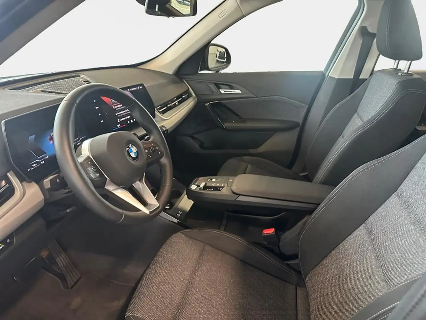 BMW X1 Schwarz - 2