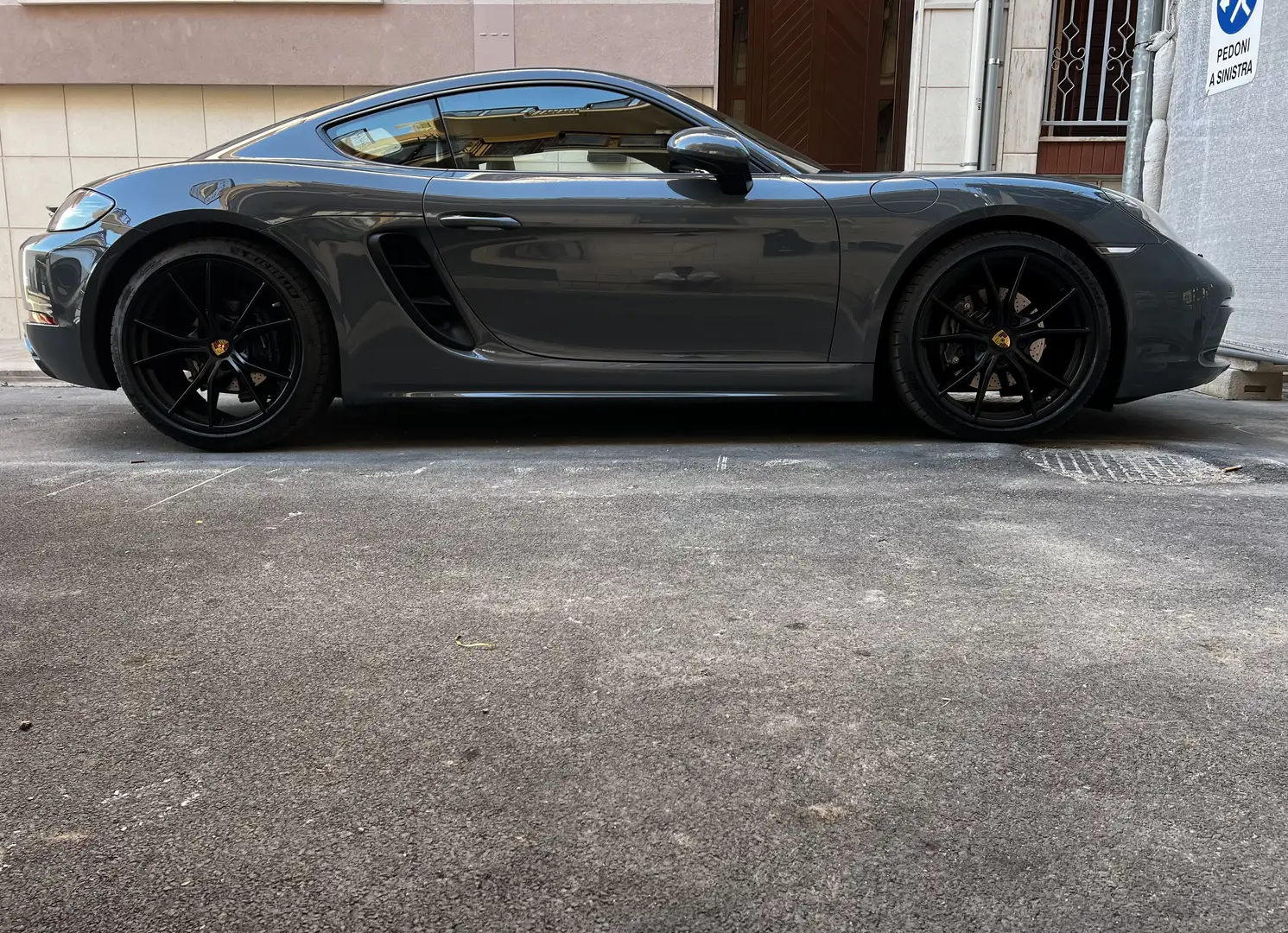 Porsche Cayman 718 2.0 300cv - 2