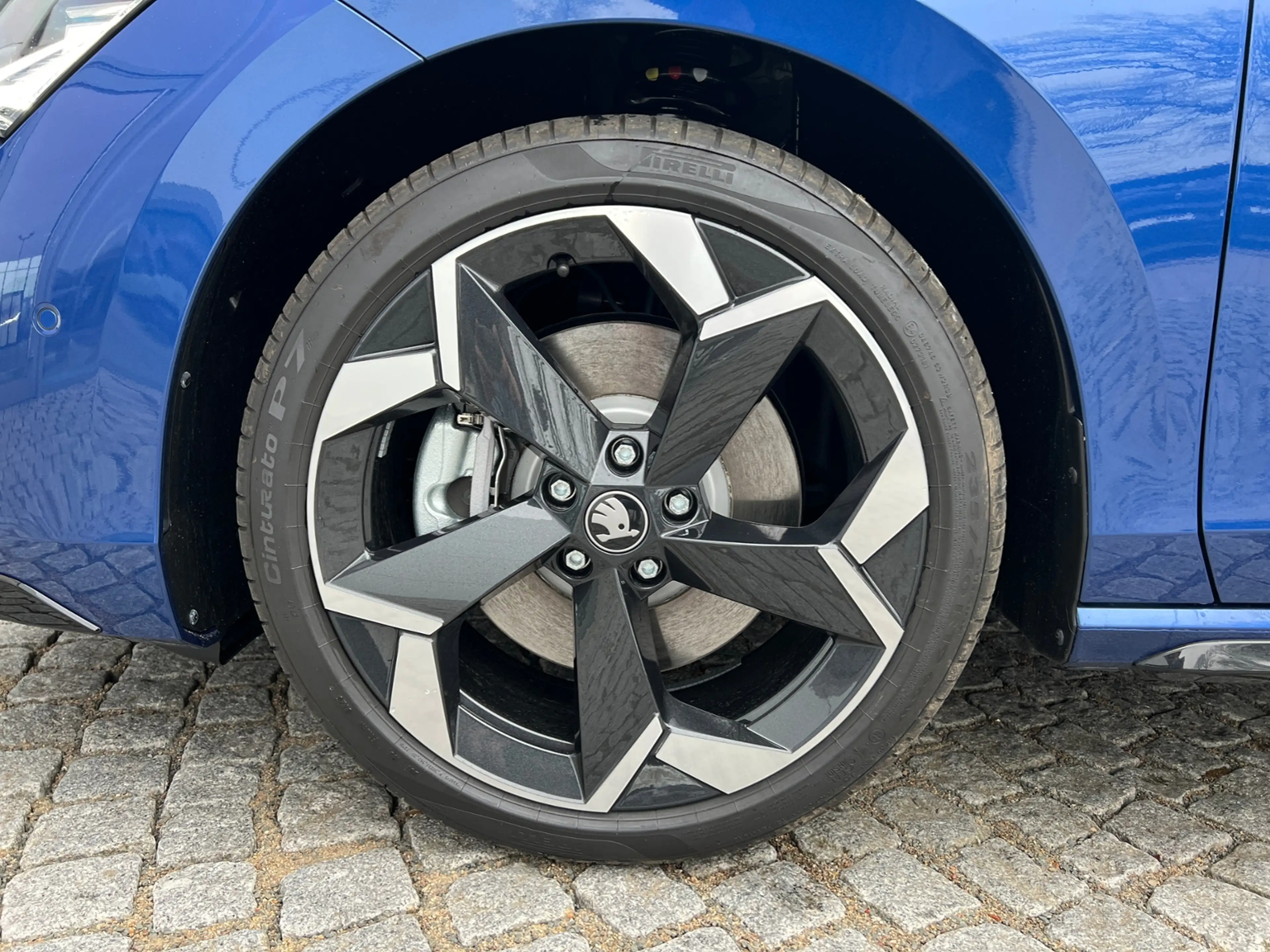 Skoda Superb Combi  Sportline 2.0 TDI 4x4 DSG *AHK, Navi, 19"- — photo 5