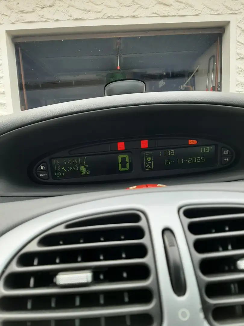 Citroen Xsara Picasso Xsara Picasso 1.6 Confort Bruin - 2