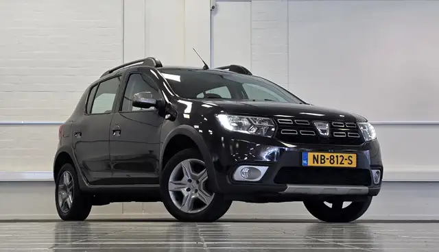 Dacia Sandero view 2