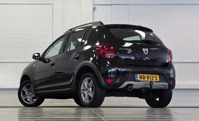 Dacia Sandero view 5