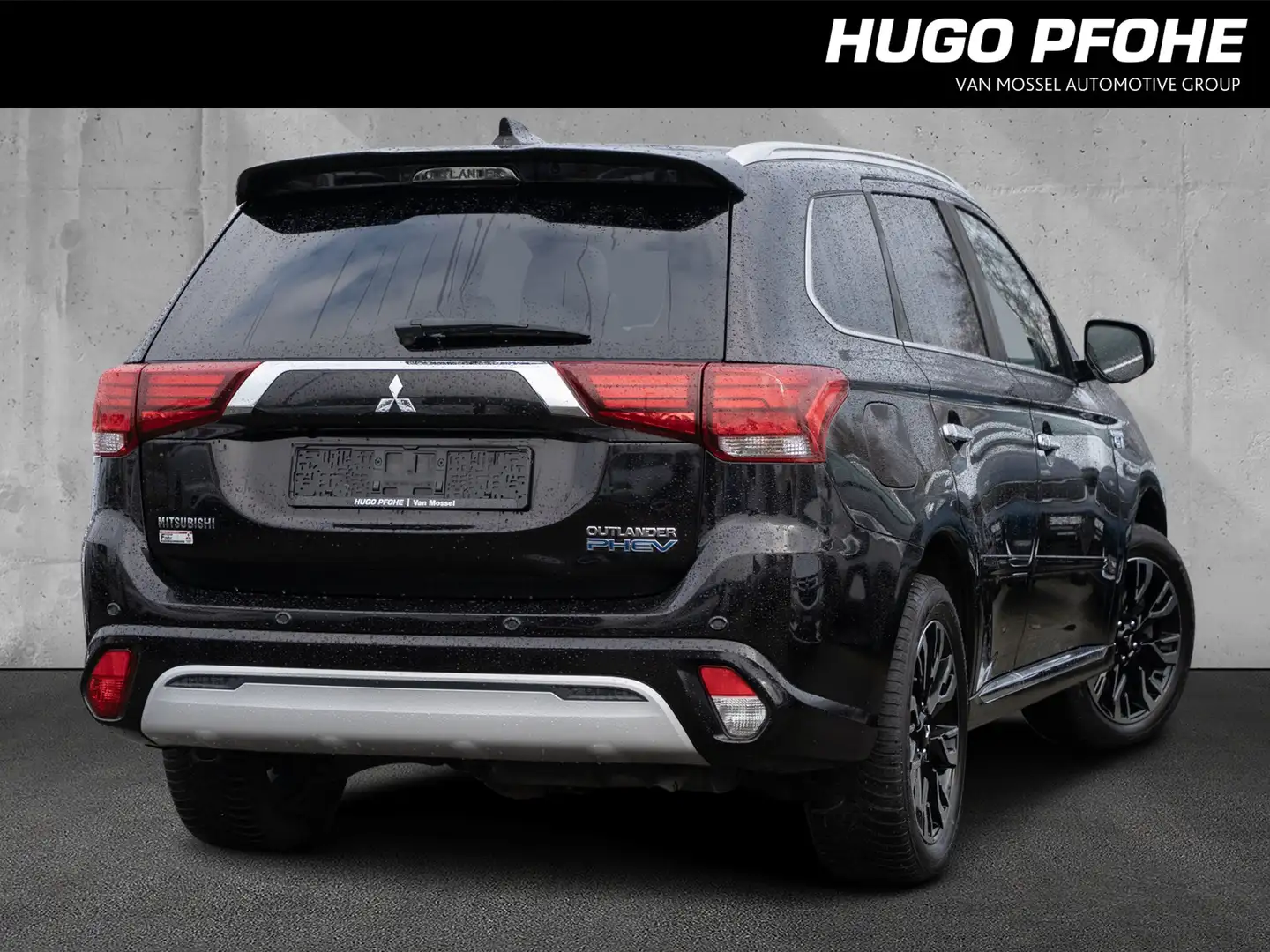 Mitsubishi Outlander 2.0 MIVEC Top 4WD Schwarz - 2