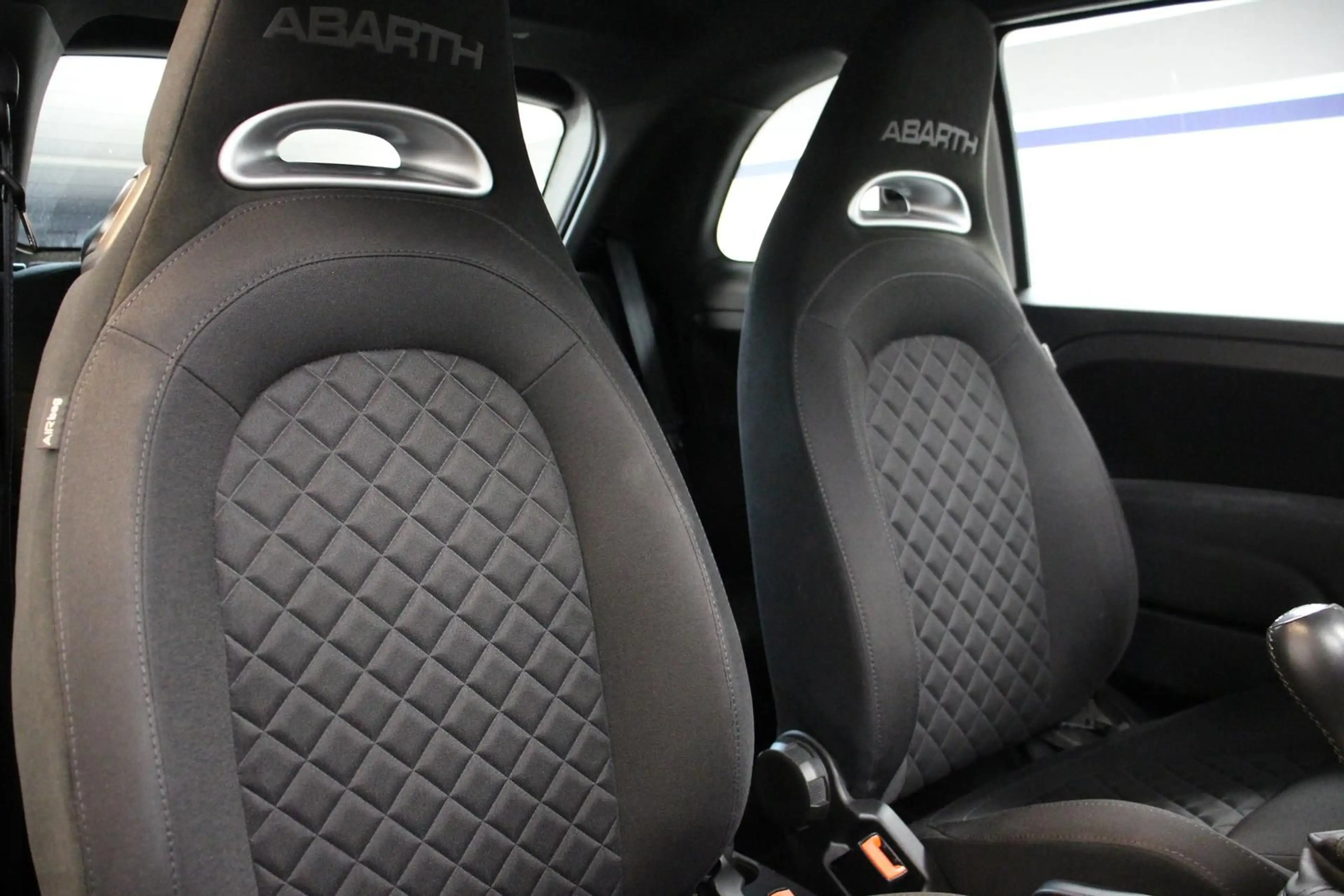 Abarth 595 1.4 "OZ" XENON BT FIAT S.HEFT UNFALLFREI TOP — photo 12