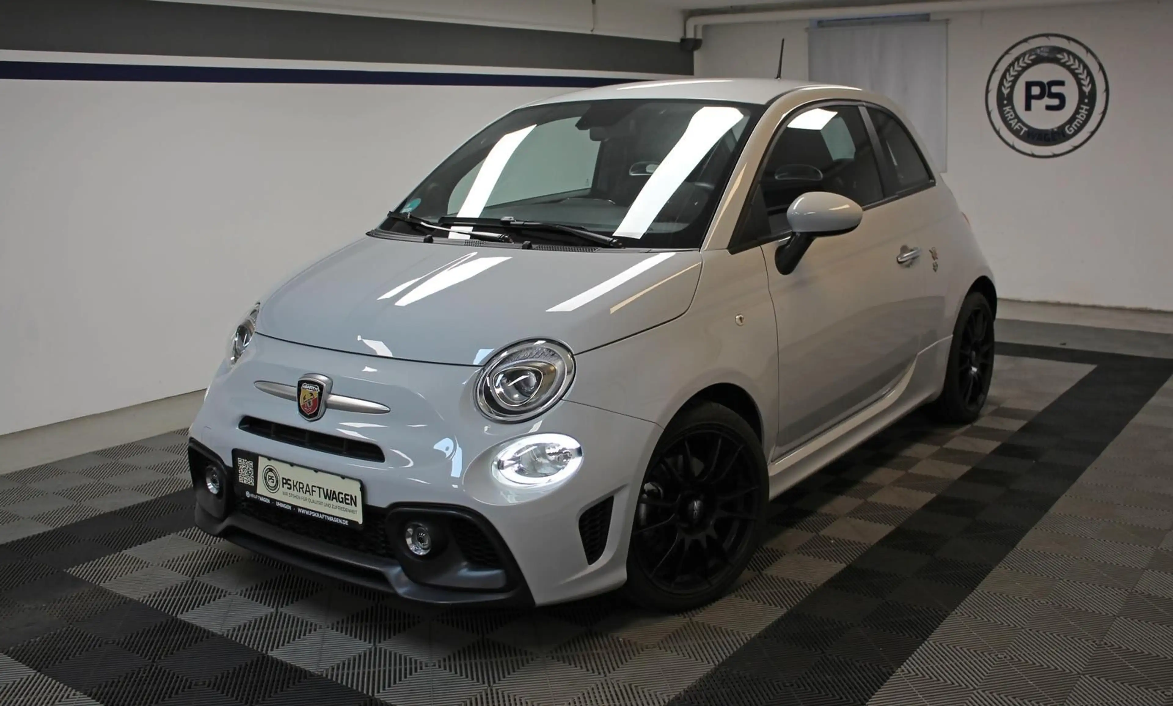 Abarth 595 1.4 "OZ" XENON BT FIAT S.HEFT UNFALLFREI TOP