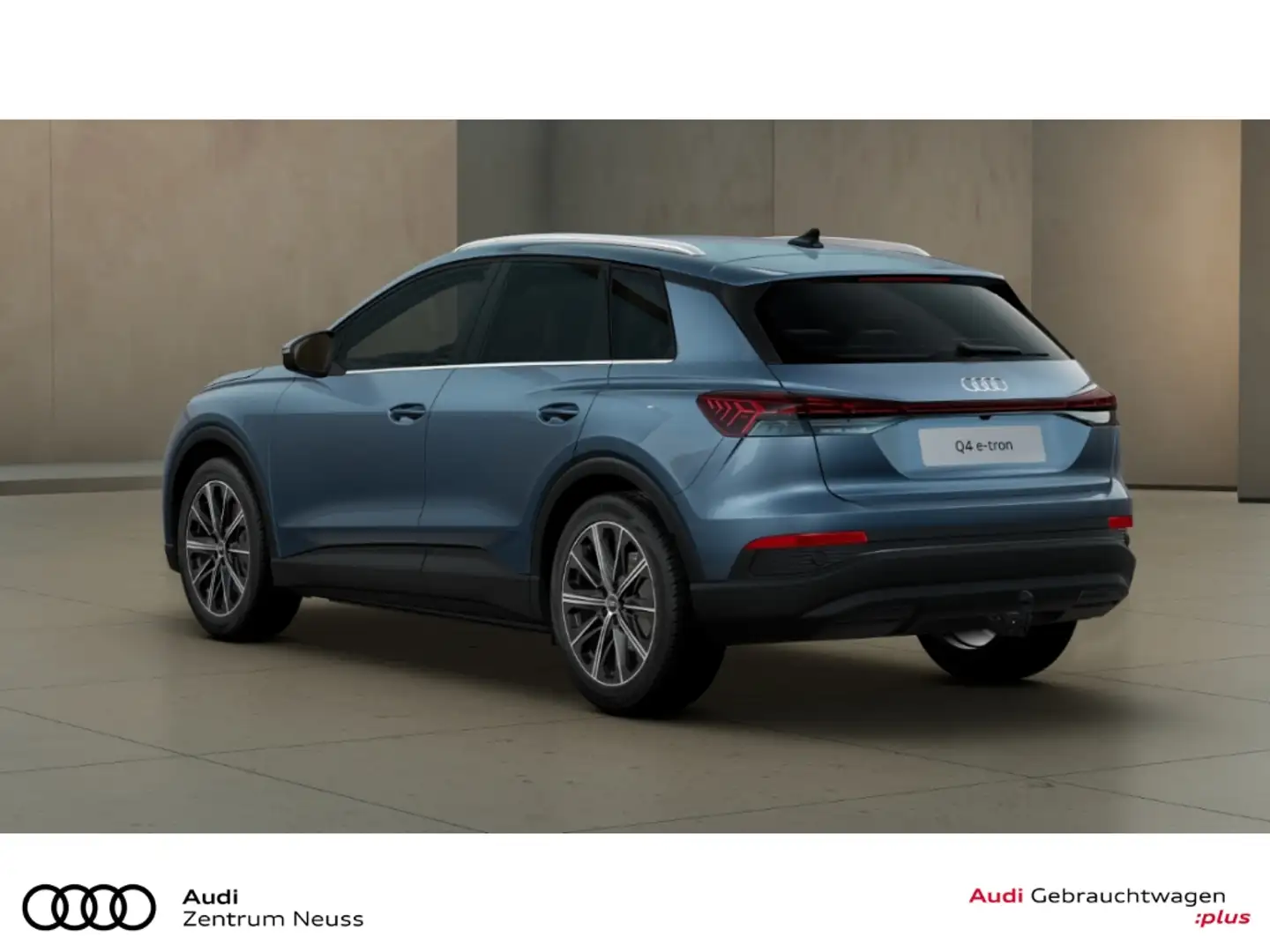 Audi Q4 e-tron 45 Blau - 2