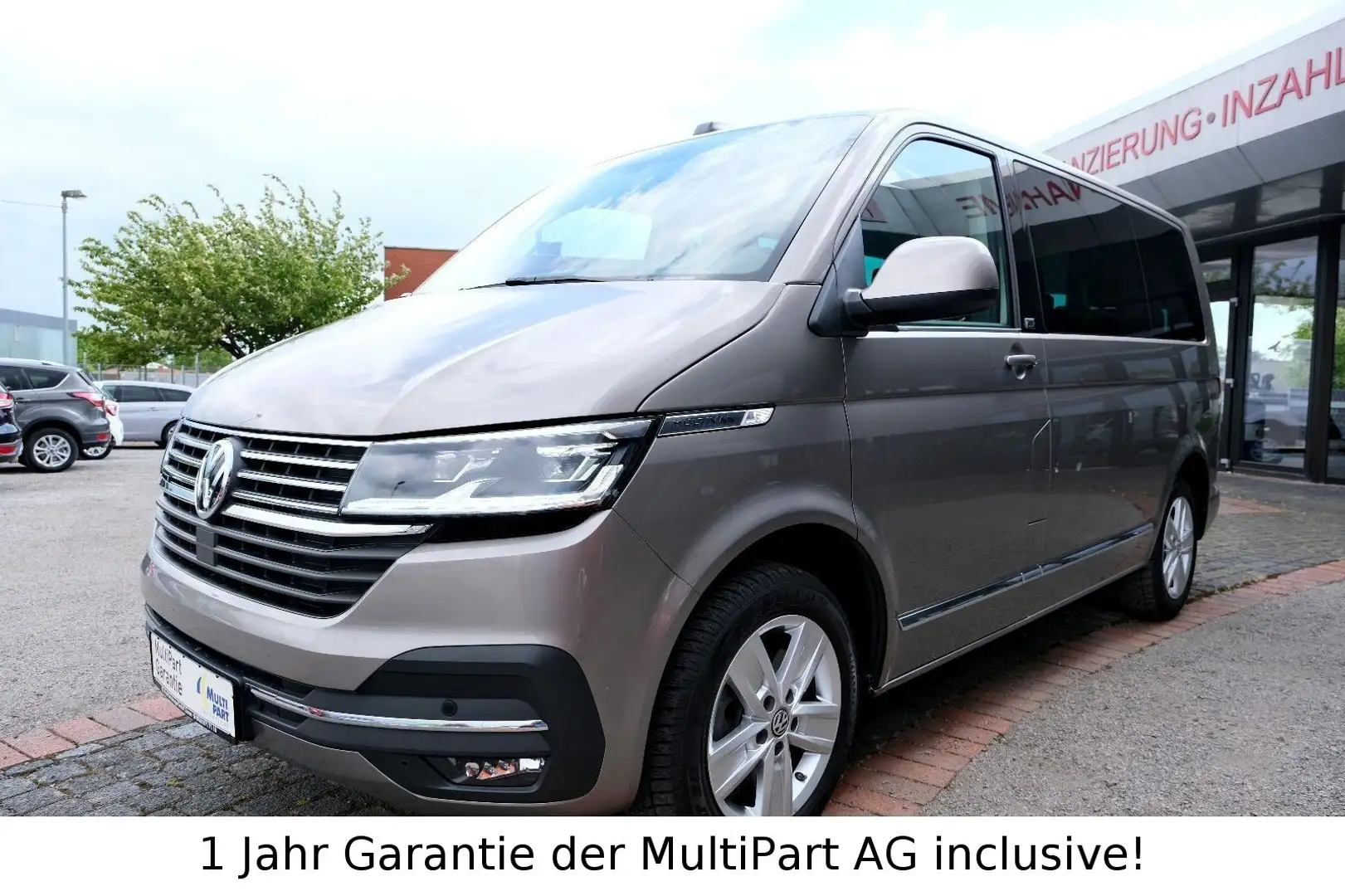 Volkswagen T6 Multivan T6.1 Multivan 2.0 TDI Generation Six 4MOTION Beige - 1