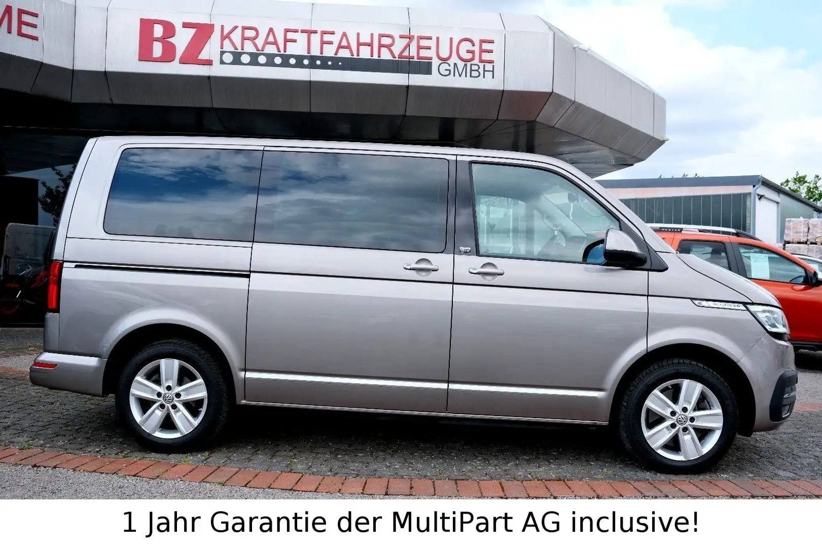 Volkswagen T6 Multivan T6.1 Multivan 2.0 TDI Generation Six 4MOTION Beige - 2