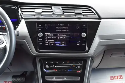 Annonce voiture d'occasion Volkswagen Touran - CARADIZE