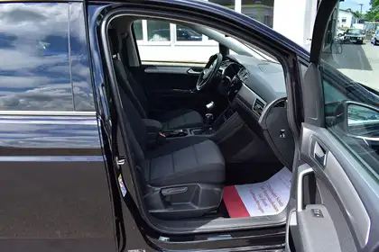 Annonce voiture d'occasion Volkswagen Touran - CARADIZE