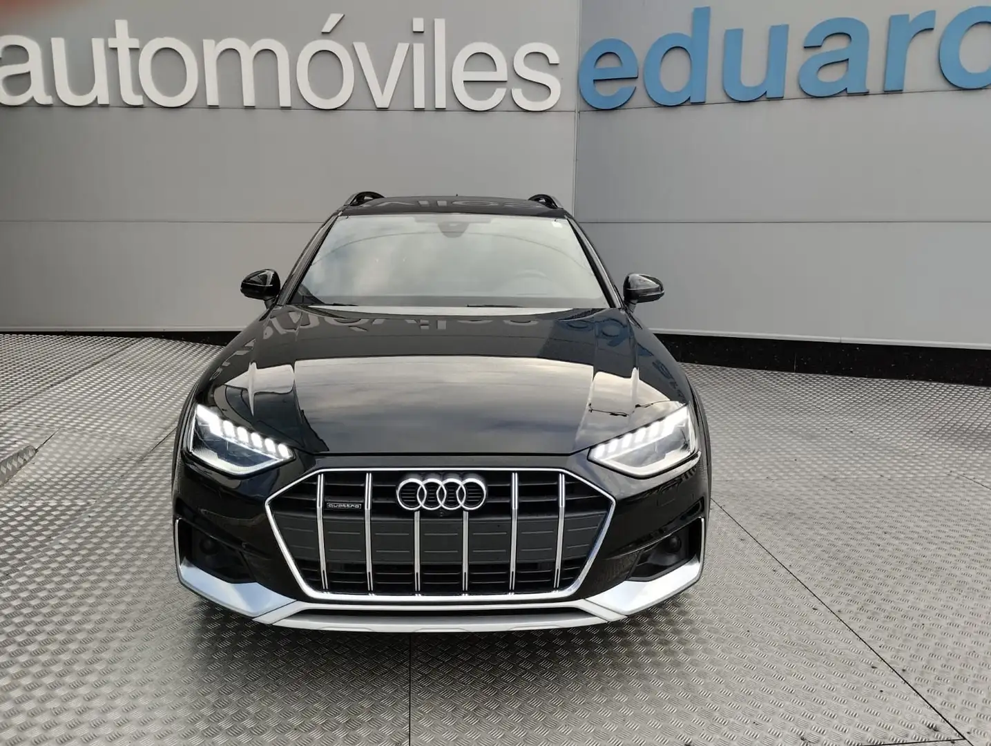 Audi A4 allroad 40 TDI quattro S-Tronic 140kW Negro - 2