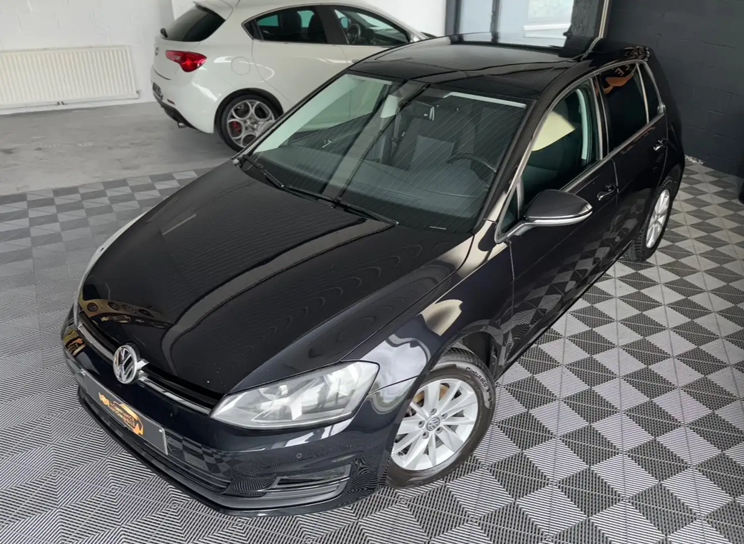 Volkswagen Golf 1.2TSI 1er propriétaire garantie 12 mois Zwart - 2