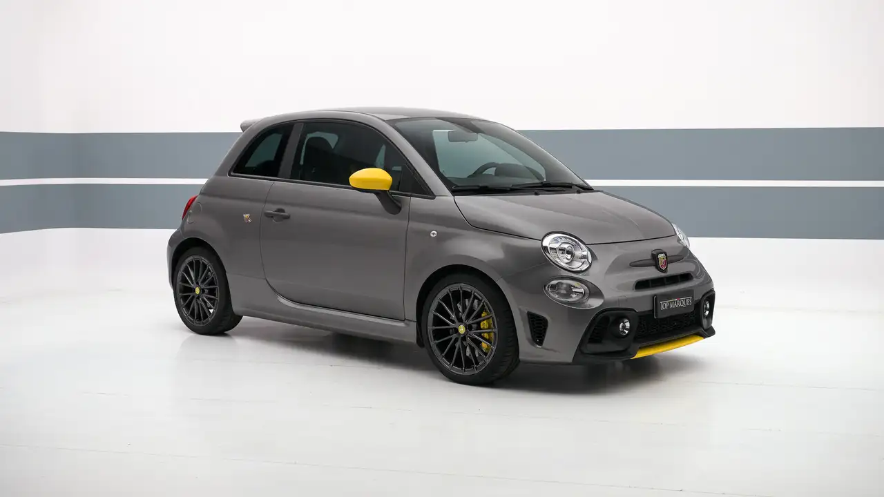 Abarth 695 2024