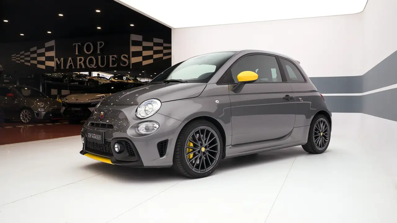 Abarth 695 2024