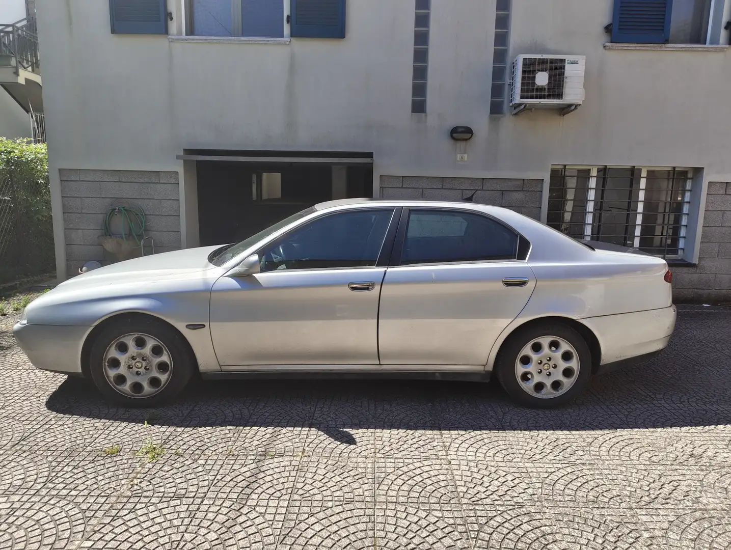 Alfa Romeo 166 2.4 jtd Progression 140cv - 1
