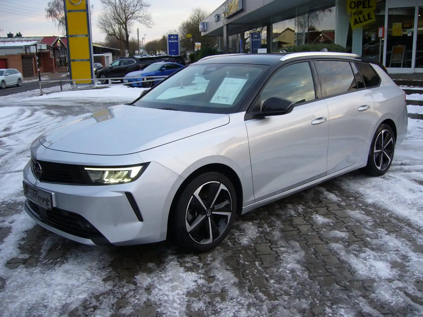 Opel Astra L Sports Tourer 1.2 Turbo Elegance AT Navi Pro el. Plateado - 2