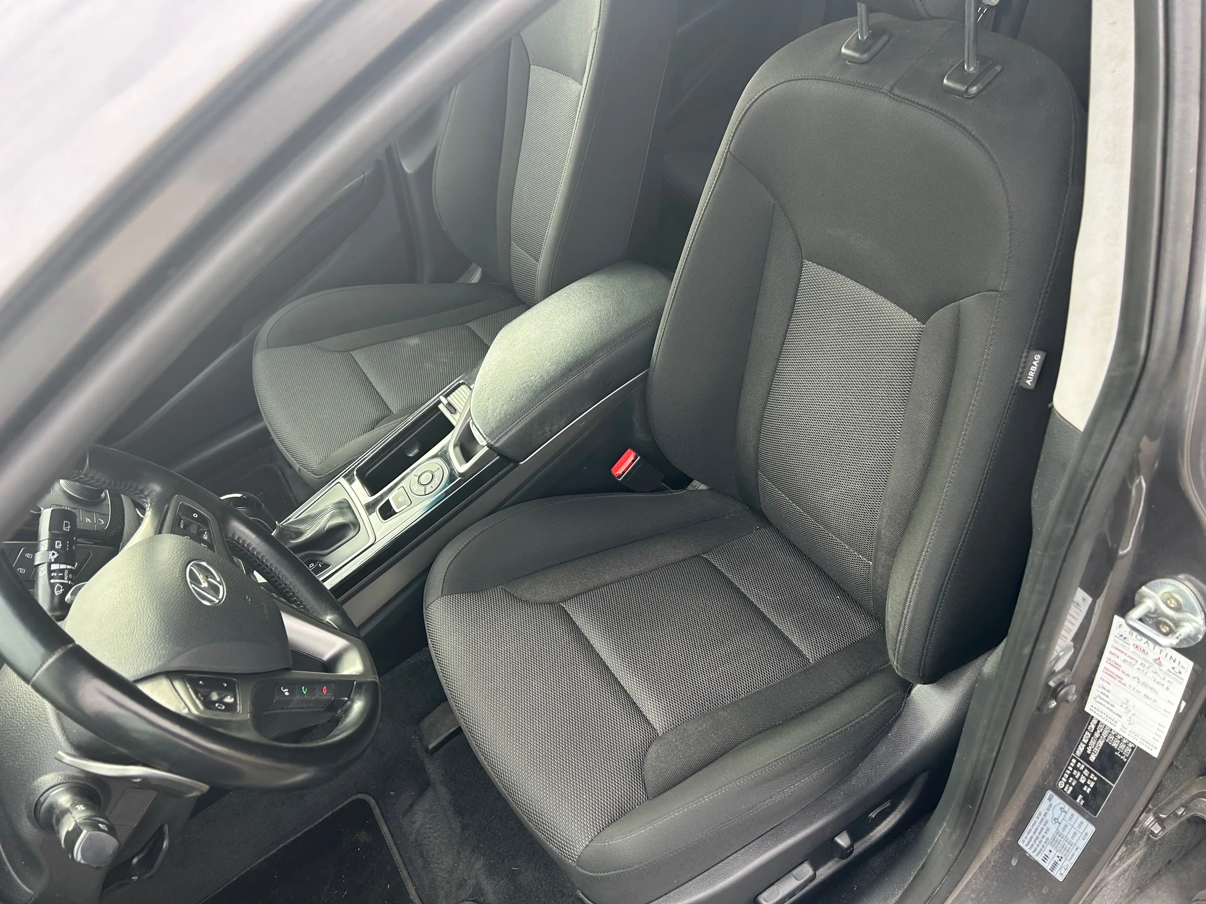 Hyundai i40 Kombi blue 1.7 CRDi DCT Trend — photo 8