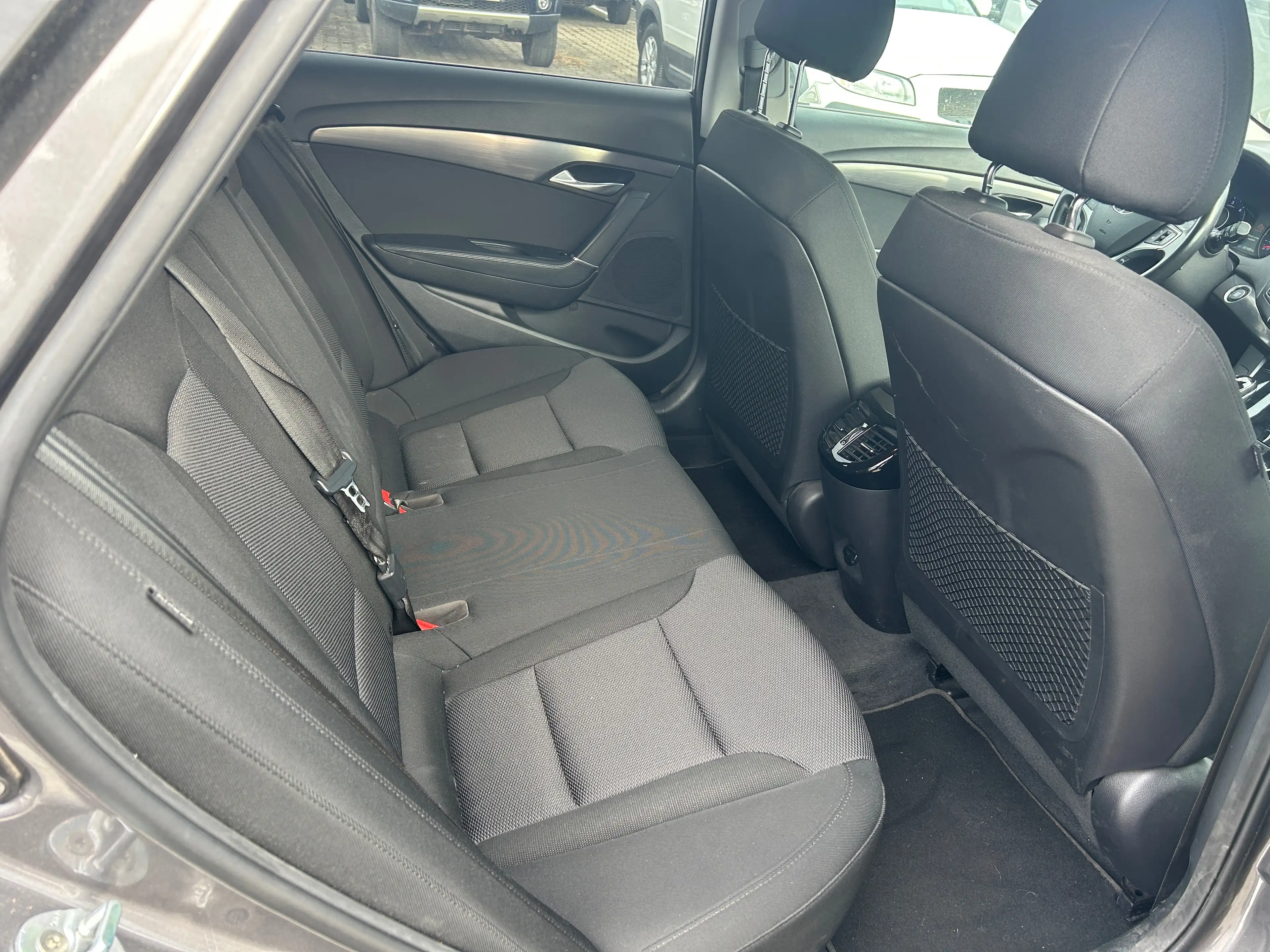 Hyundai i40 Kombi blue 1.7 CRDi DCT Trend — photo 11