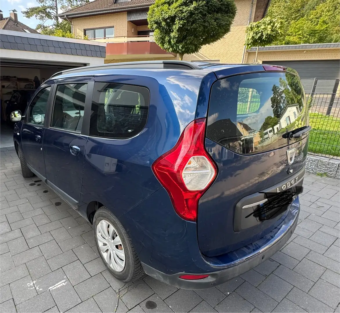 Dacia Lodgy SCe 100 Essentiel - 1