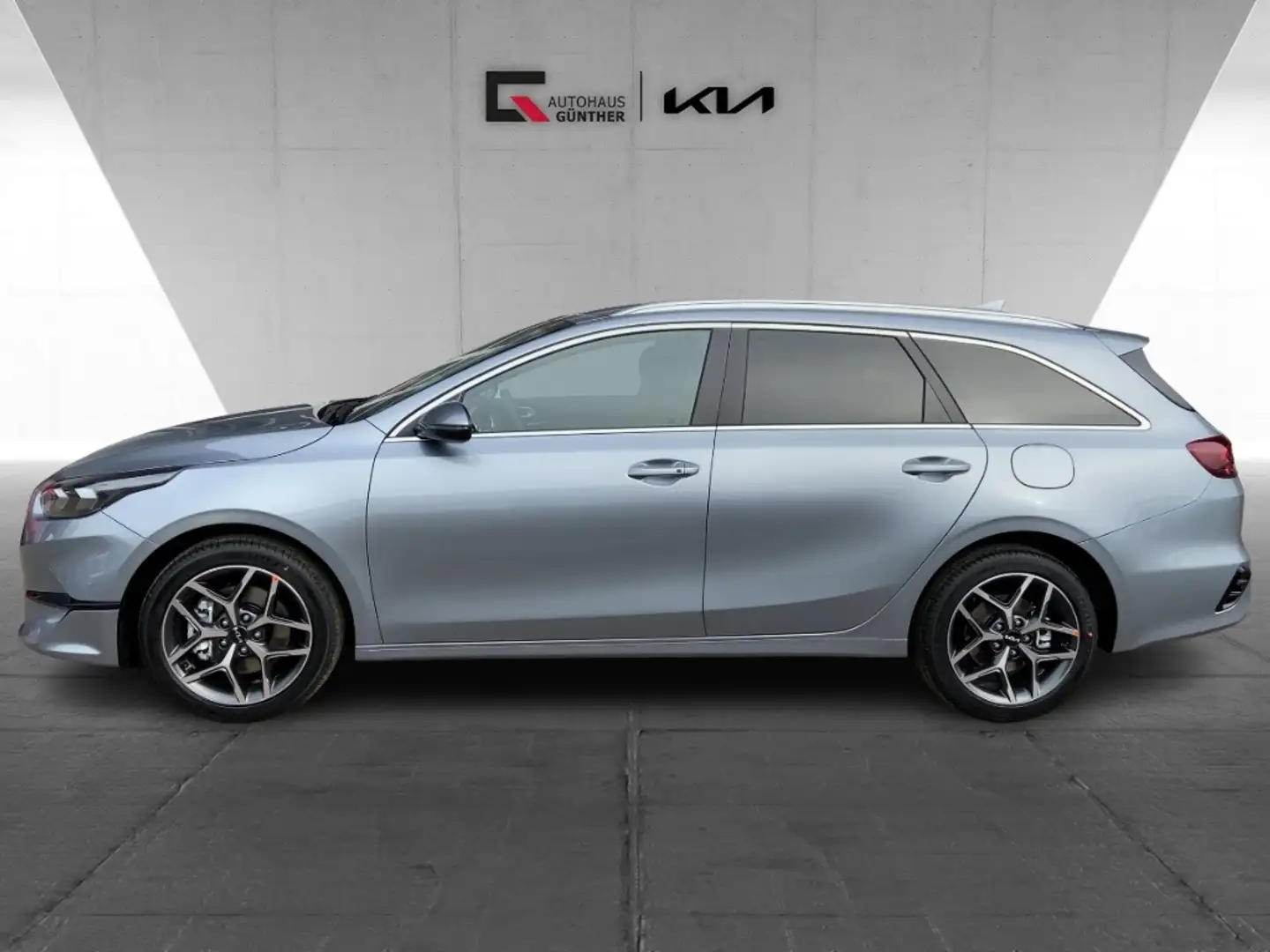 Kia Ceed SW / cee'd SW Sportswagon Ultimate Edition 1.5T-GDI Design-Paket Silber - 2
