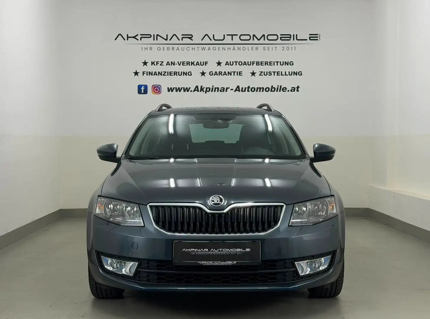 Skoda Octavia Combi 1,6 TDI Ambition 4x4 AHK - SHZ - TEMPOMAT Grau - 2